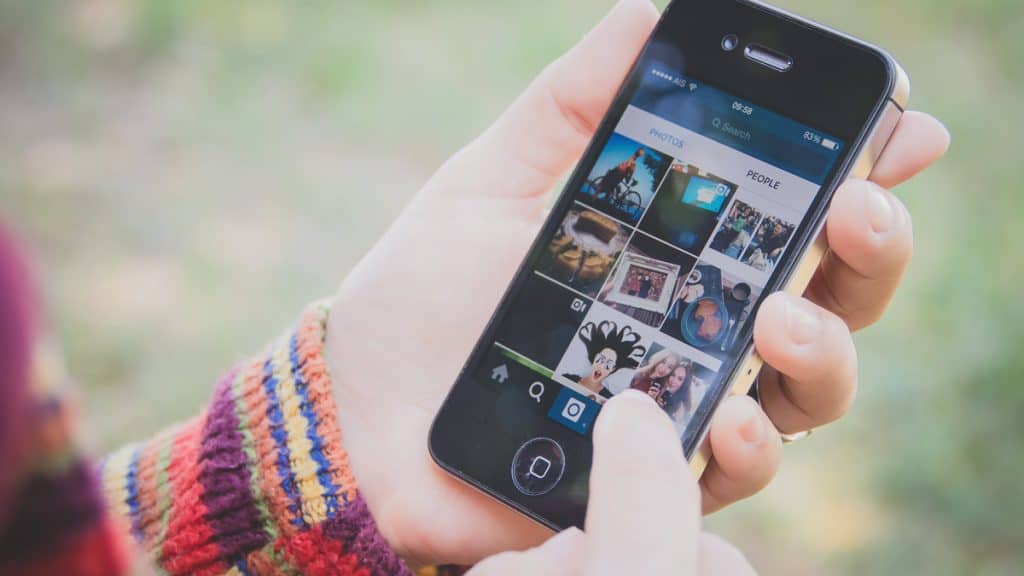 instagram1 | | "Selebgram Halu": Mengapa Kita Tetap Mengikuti Mereka?