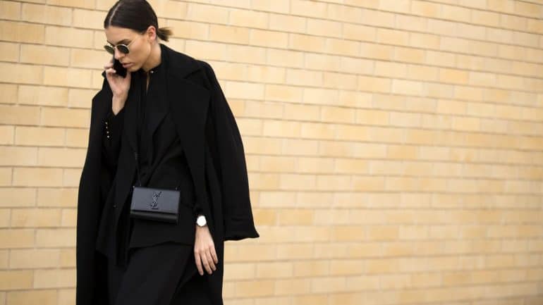 Funeral Outfit6 | | Super Penting: Etiket Berpakaian Saat Menghadiri Acara Pemakaman