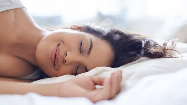 woman sleep | | Ini adalah Rutinitas Malam Paling Ideal agar Tidur Nyenyak