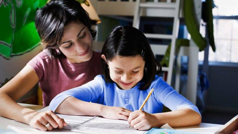 learn at home 2 | | Bagaimana agar Orangtua Bisa Sabar Seperti Guru saat Bantu Anak Belajar?