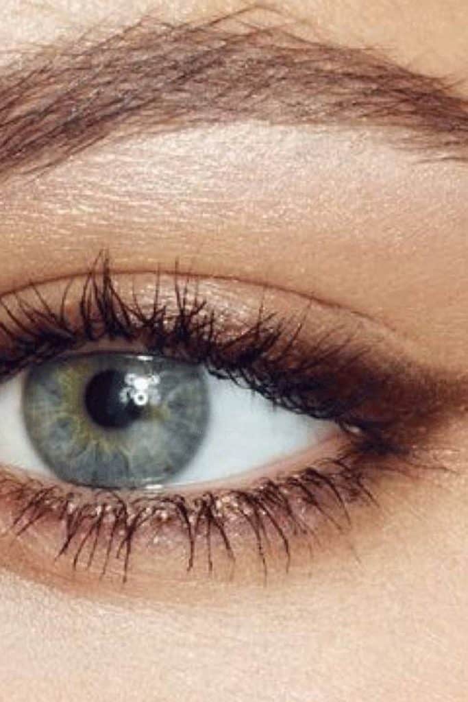 cara pakai eyeliner 3 | | Wajib Coba: 10 Cara Pakai Eyeliner agar Mata Terlihat Lebih Segar