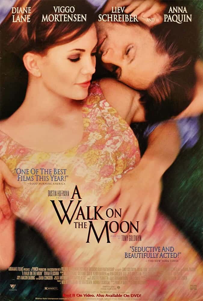A Walk on the Moon 1999 | | Super Hot: 14 Rekomendasi Film dengan Cerita Cinta Penuh Dosa