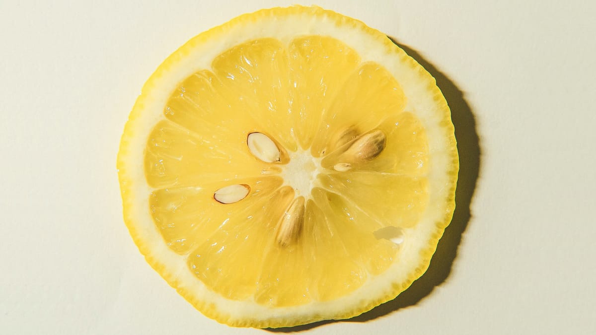 manfaat lemon