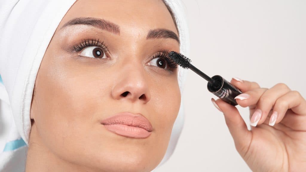 cara pakai eyeshadow 11 | | Pemula dalam Urusan Makeup? Ini 6 Cara Mudah Pakai Eyeshadow Anti Gagal