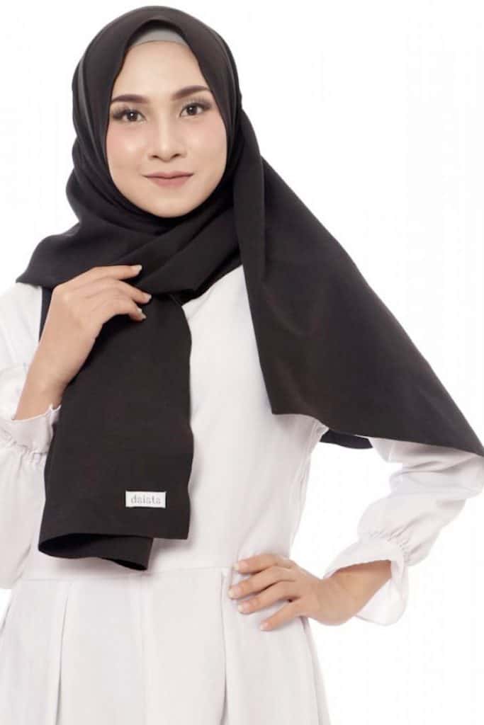 paduan warna baju dan jilbab