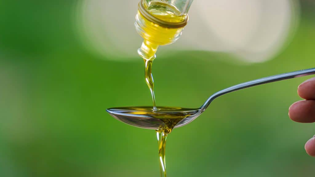 castor oil 4 | | Ingin Beli Castor Oil? Ketahui Dulu 7 Manfaatnya Bagi Tubuh dan Kulit