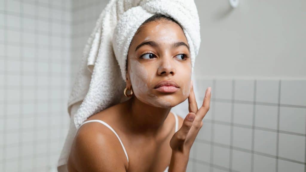 skincare adalah | | Bagaimana Memilih Produk Skin Care Kulit Kering Yang Tepat? Ini Penjelasan Ahli