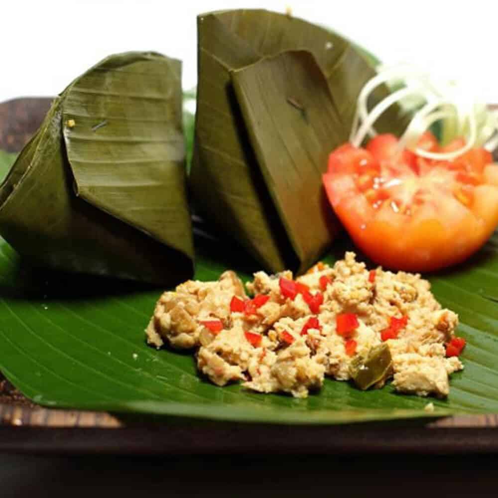 tum | | 12 Makanan Khas Bali Yang Enak Dan Wajib Dicicipi