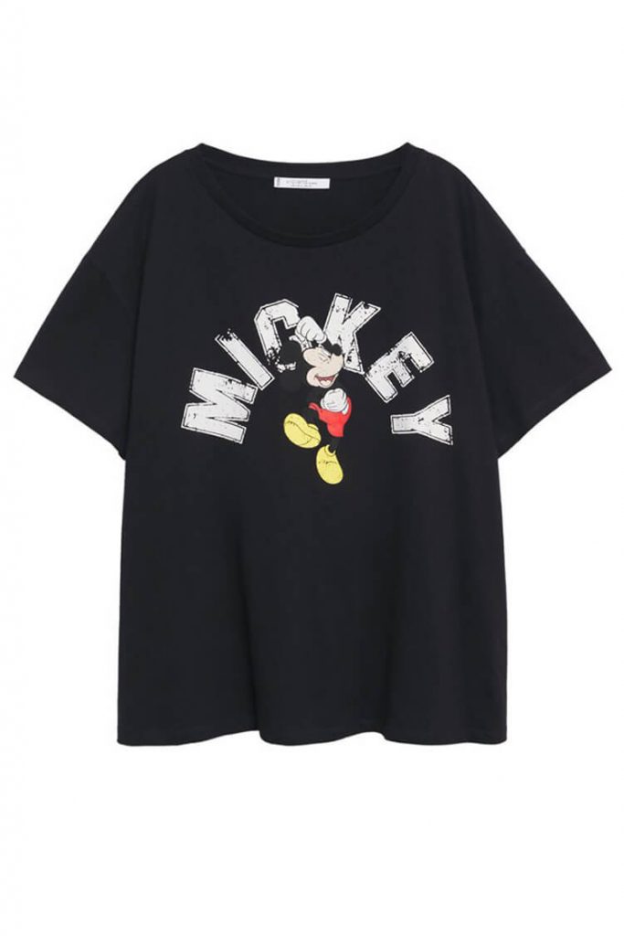 Violeta by Mango Plus Size Mickey Mouse T shirt | | Tampil Lebih Chic Di 2022 Dengan 9 OOTD Rok Jeans