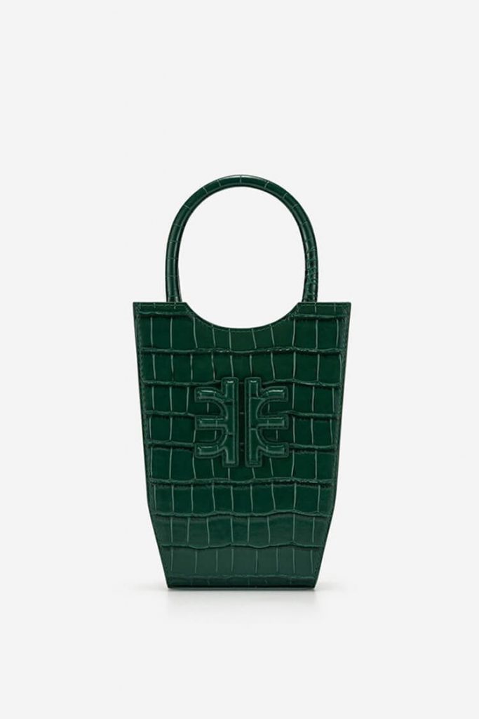 JW PEI Fei Mini Tote Bag Croc Edition Emerald Green | | Tidak Perlu Takut, Ini 10 Paduan Dusty Purple Yang Tidak Pernah Salah