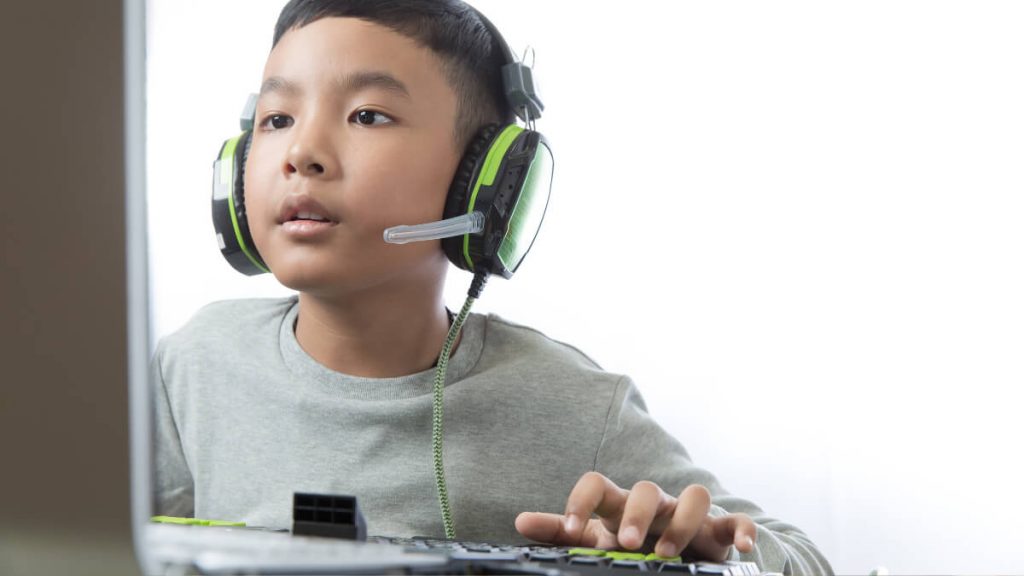bagaimana dengan kecanduan game online 1 | | Apakah Anak Kecanduan Game Online? Ini Cara Mendeteksinya Menurut Psikolog