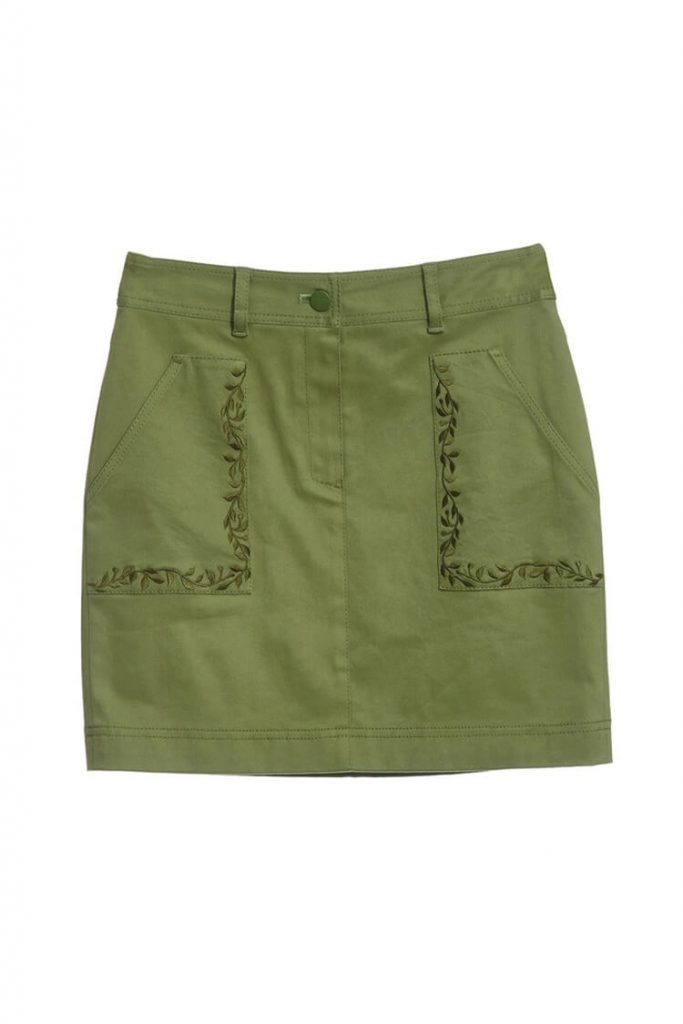 iROO Basic Green Denim Skirt | | 8 Cara Paling Trendi Padu Padan Warna Orange Cerah