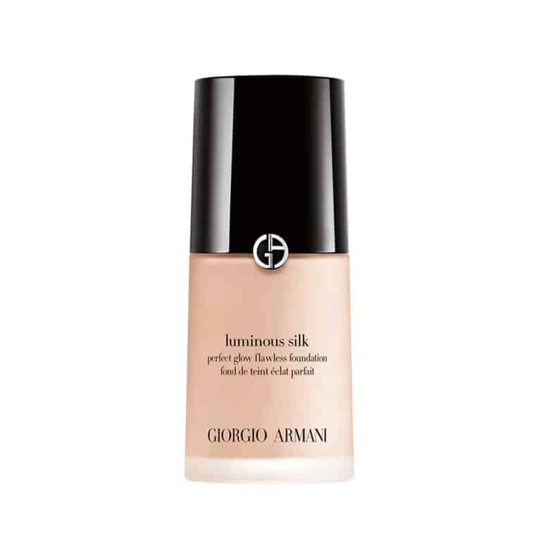 Giorgio Armani Luminous Silk Foundation | | 9 Basic Make Up Yang Bisa Digunakan Sehari-hari