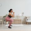 squat jump | | Apa Manfaat Squat Jump dan Siapa yang Tidak Disarankan Melakukannya? Ini Kata Ahli