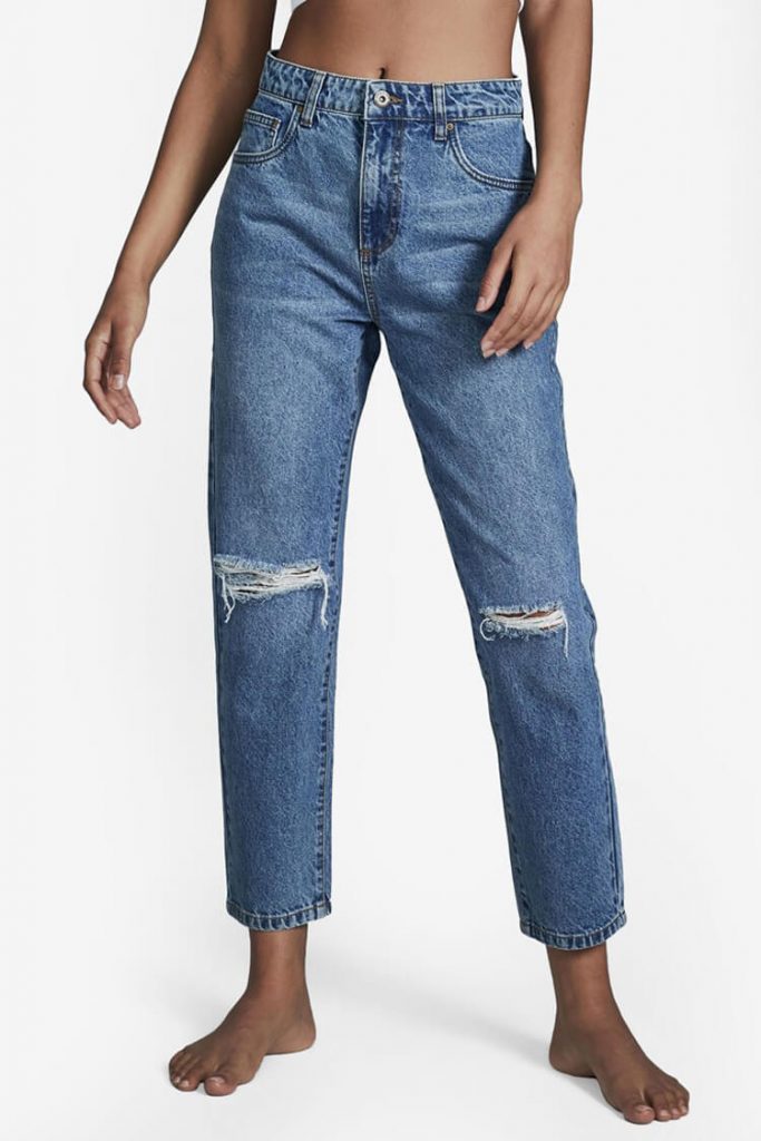 Cotton On Mom Jeans | | 9 Cara Menambahkan Motif Abstrak Anti-Gagal